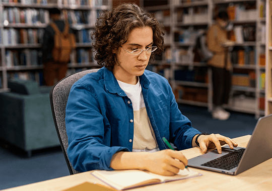 Top Online Courses For Foreign Students & Teachers